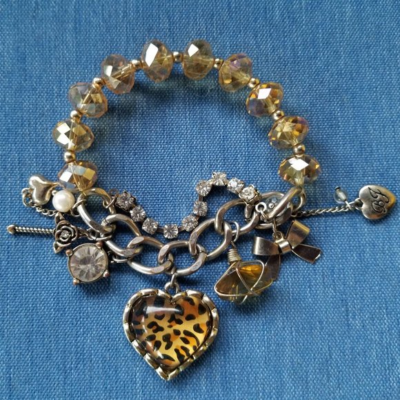 Betsey Johnson Jewelry - 💛Betsey Johnson Cat Cheetah Print Heart Charm Bracelet - EPC💛